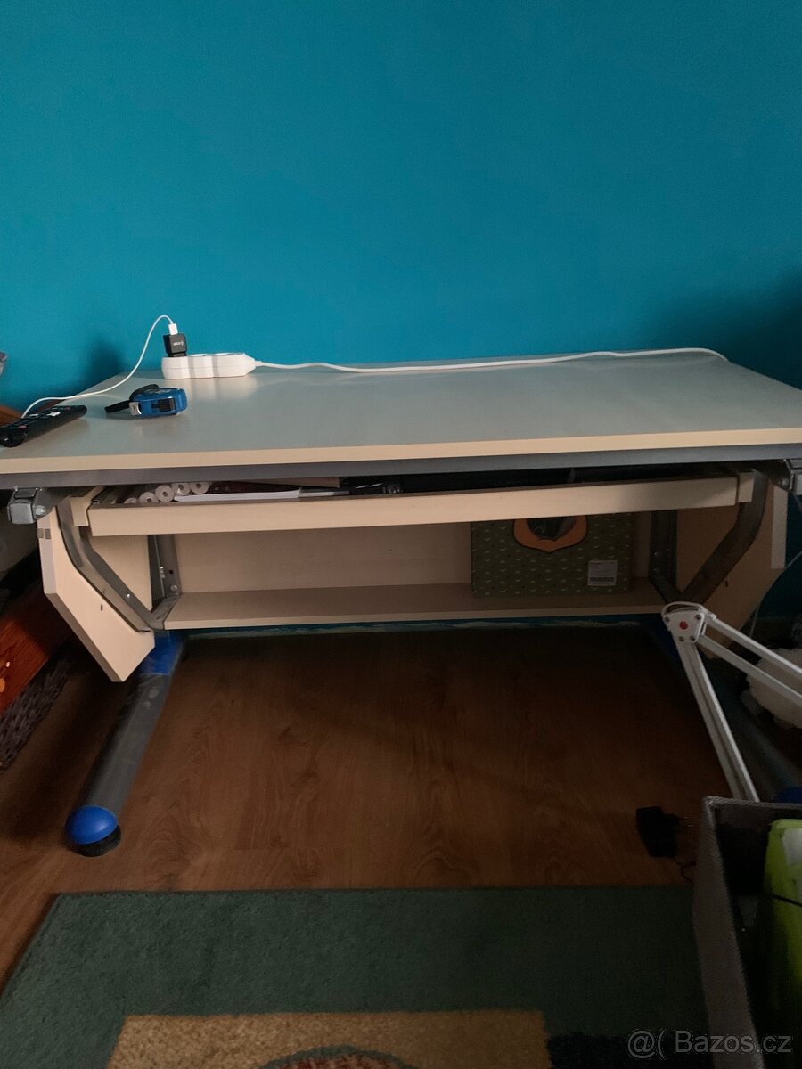 Detsky stul (SPĚCHÁ)