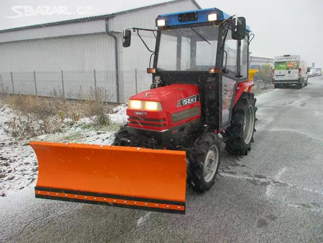 Malotraktor Iseki TA 247 + kabina + radlice + sypač