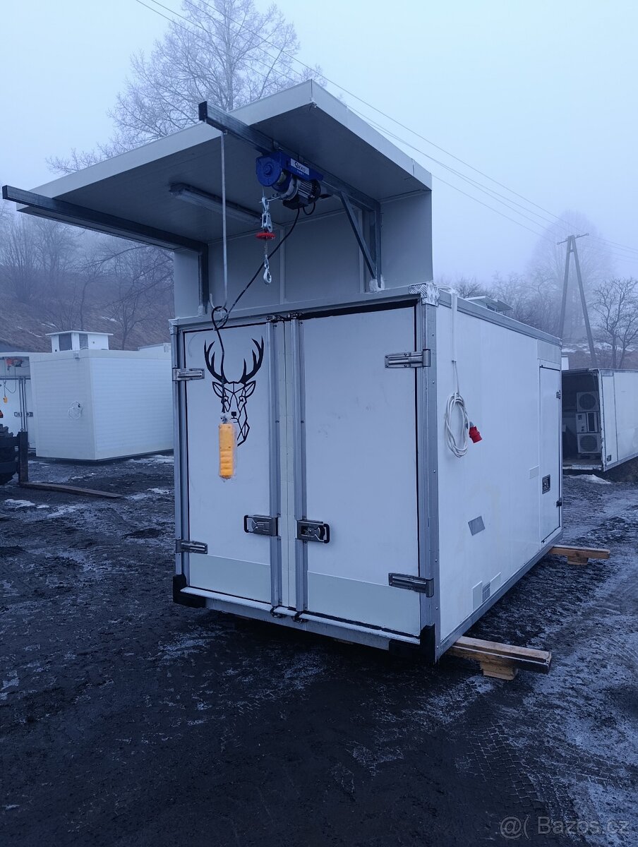 CHLADICÍ BOX NA ZVĚŘ