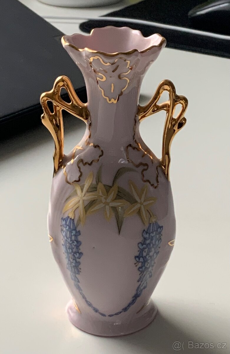 Vázička Růžový porcelán