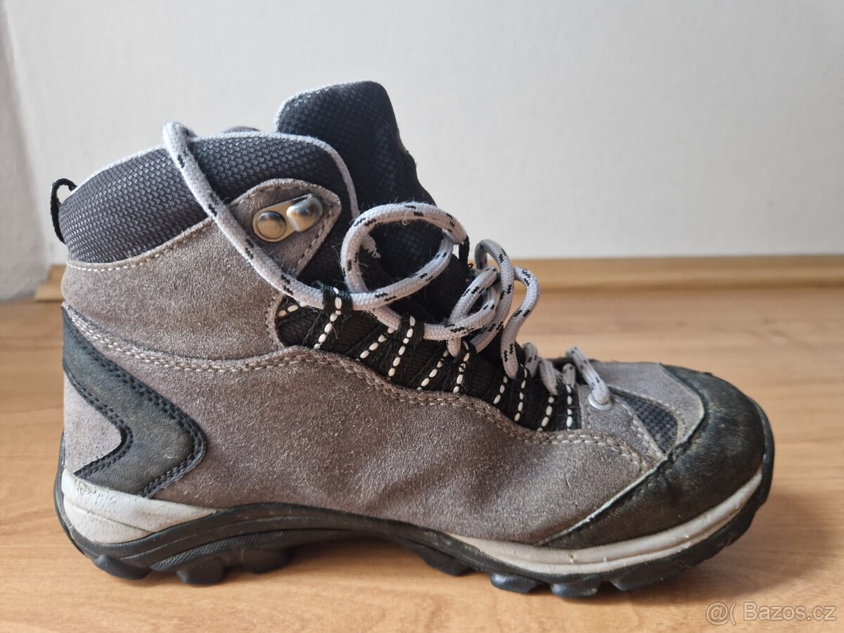 Trekové boty Brütting s membránou vel.36
