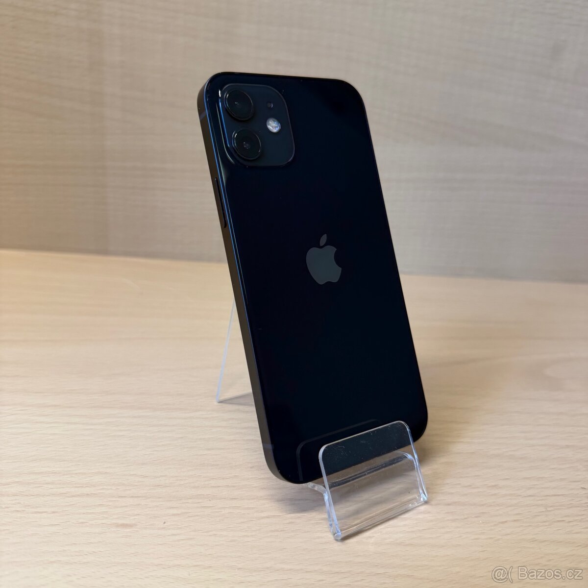 iPhone 12 64GB, černý (rok záruka)