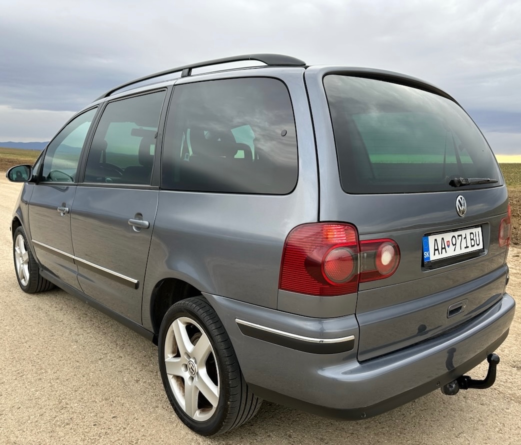 Volkswagen Sharan 1.9 TDI,4x4,85kW,Highline,2009,7miestne