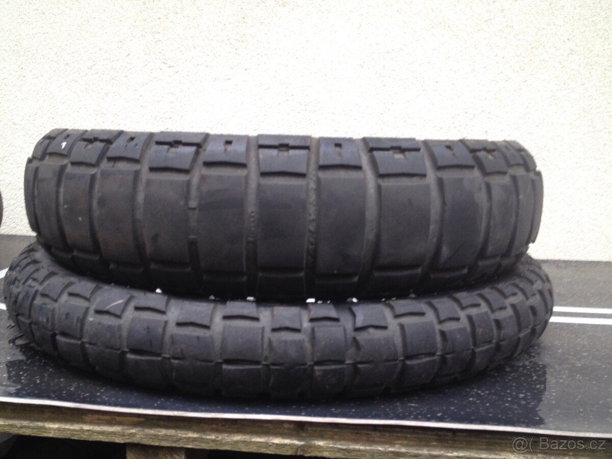 Pirelli Scorpion Rally STR 150/70R18 a 90/90-21 M/C