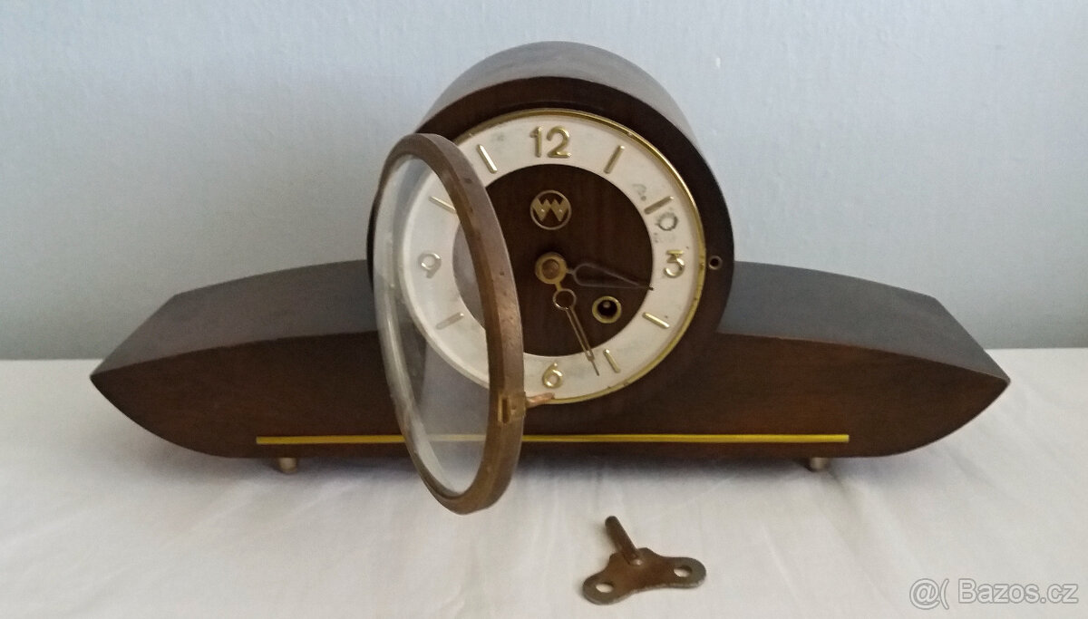 Prodám zachovalé starožitné hodiny