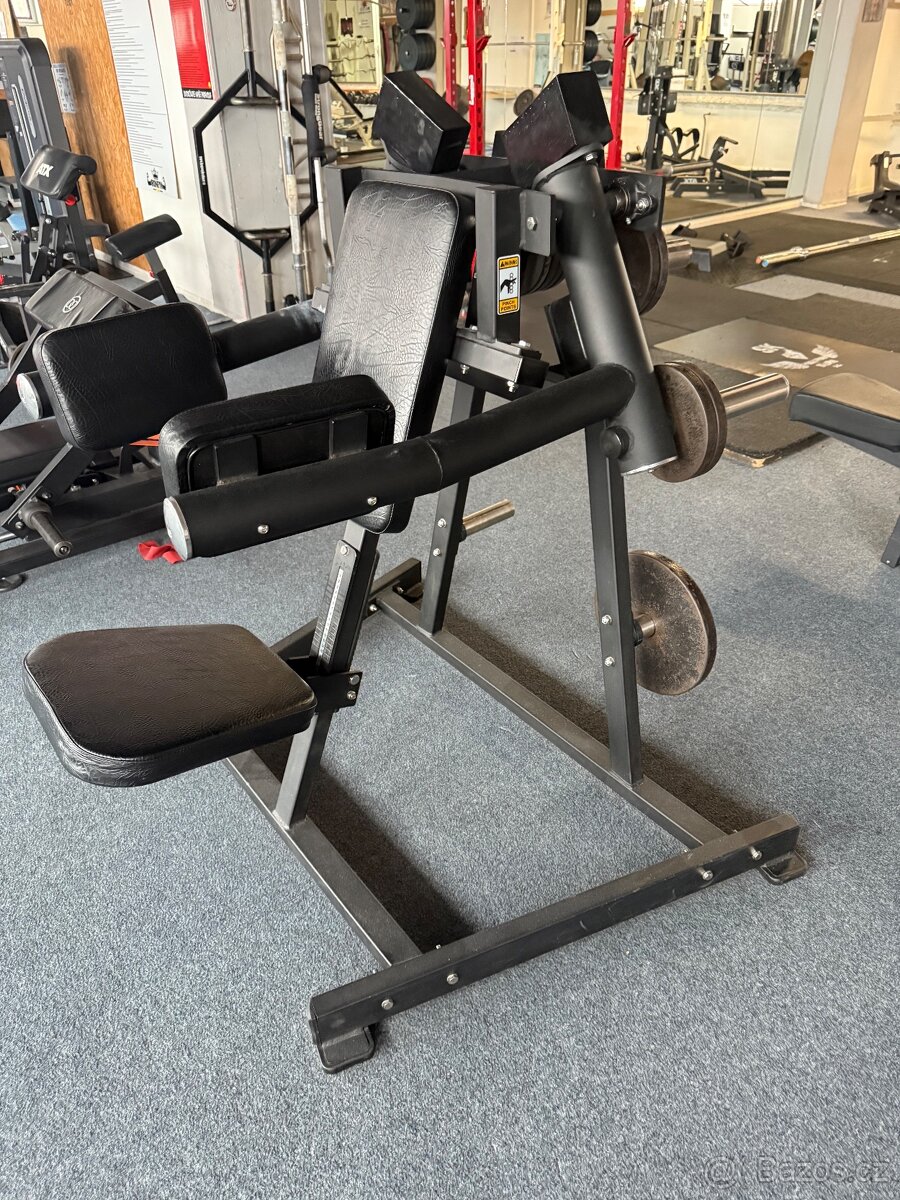 Fitness stroje a platformy