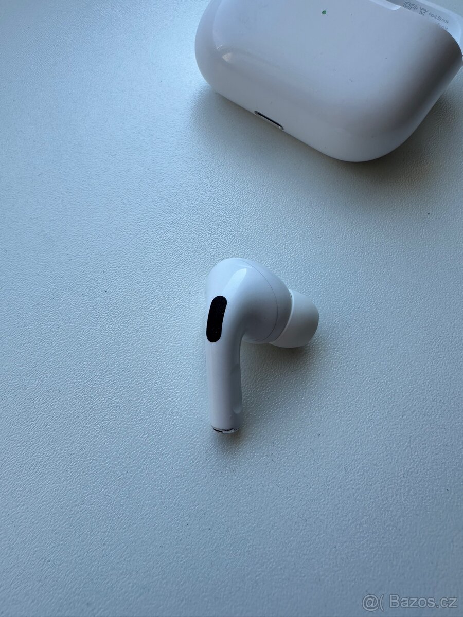 Apple airpods pro sluchatko prave
