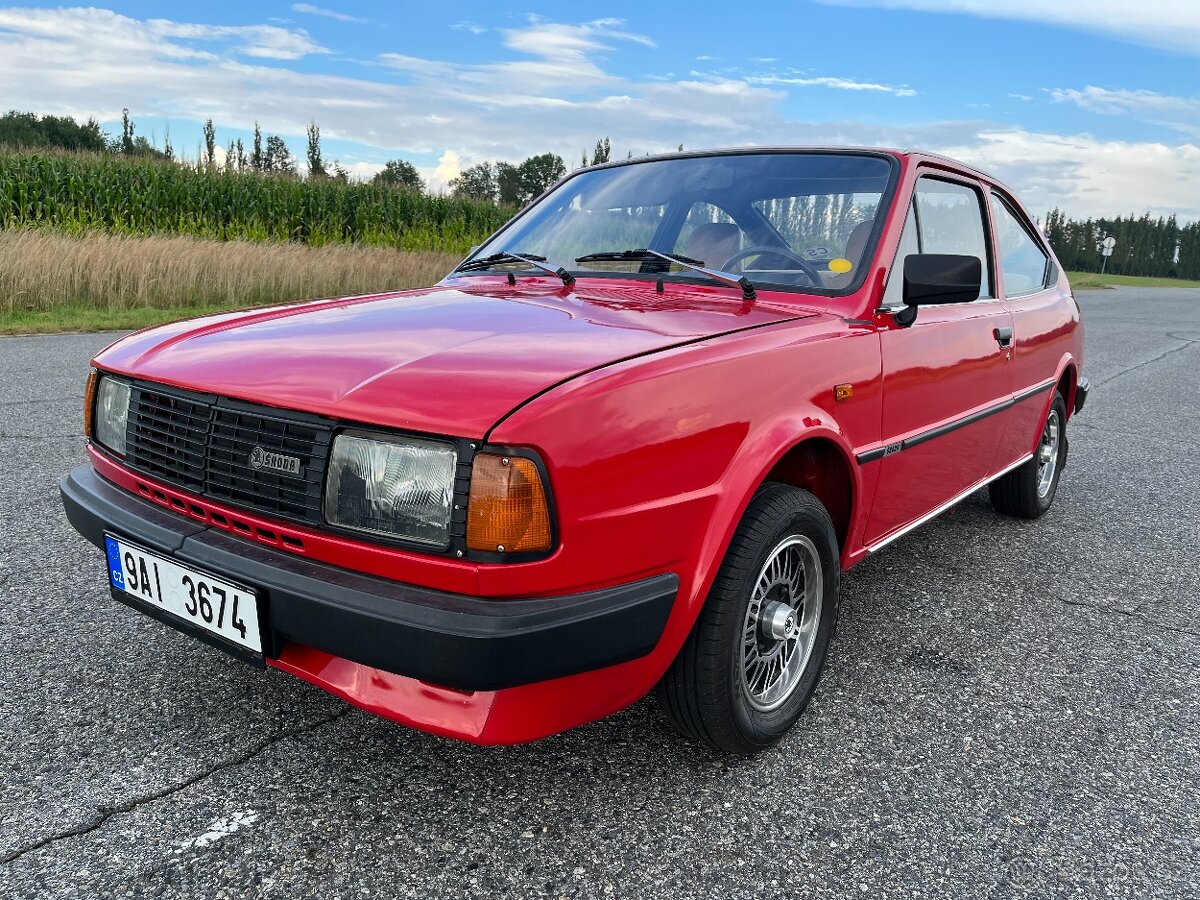 ŠKODA RAPID 1988 TOP STAV