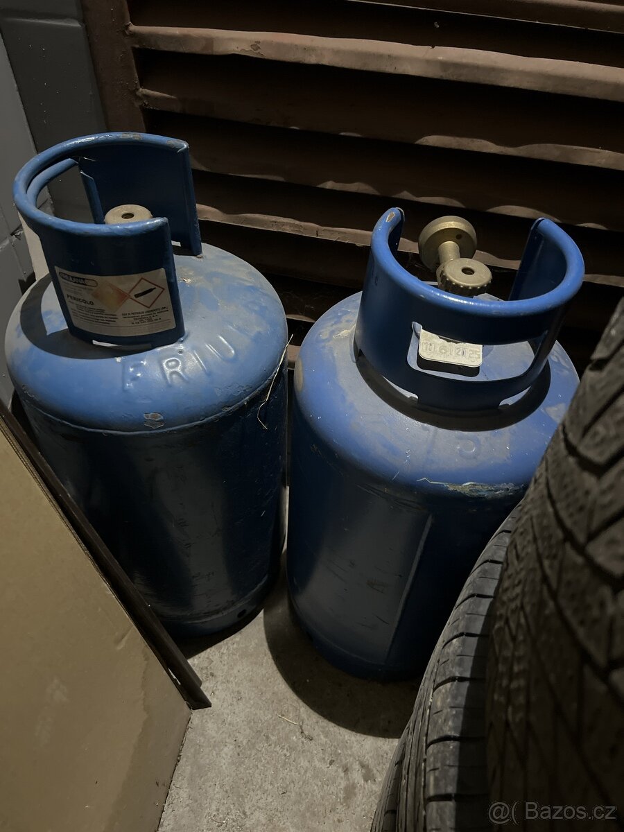 2x LPG láhev