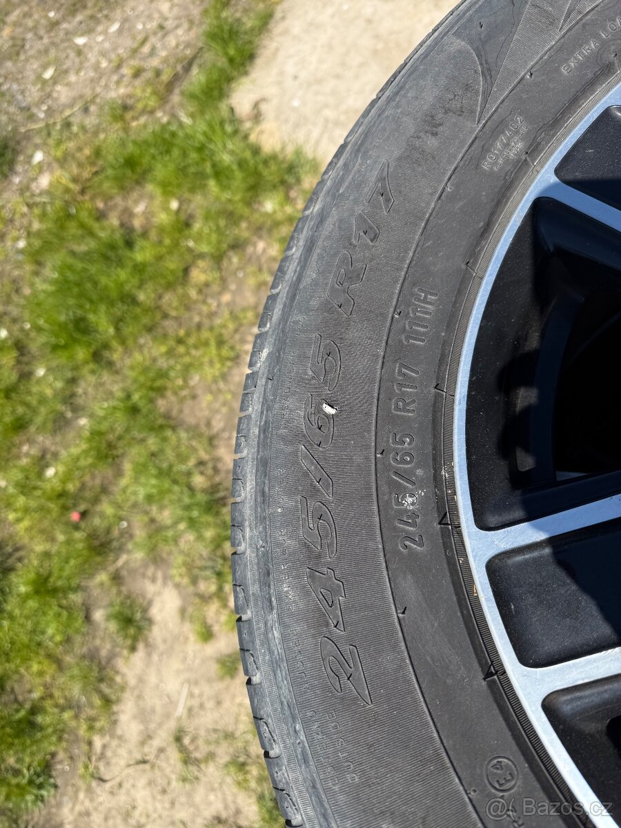 Prodám sadu kol s pneumatikami Pirelli (245/65 R17) na Mitsu