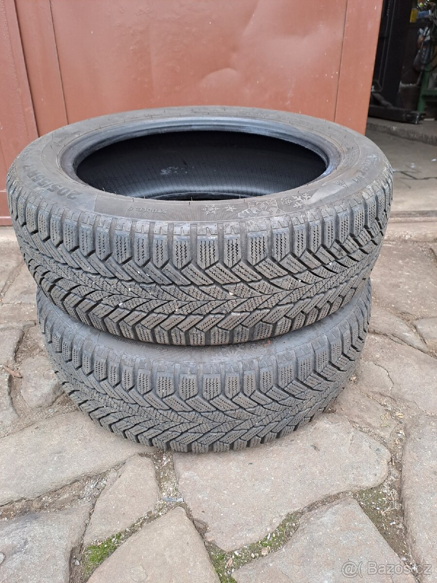2x zimní pneu 205/55 r17 Giti