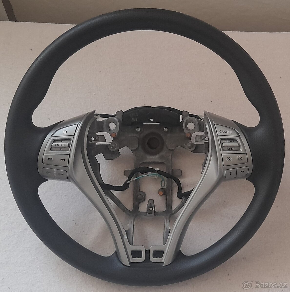 nissan pulsar od 2014