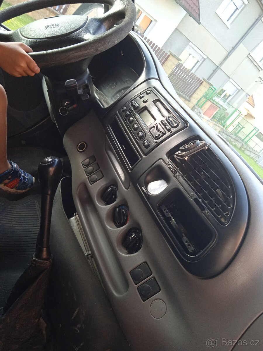 Ford Transit 2,5 tdi