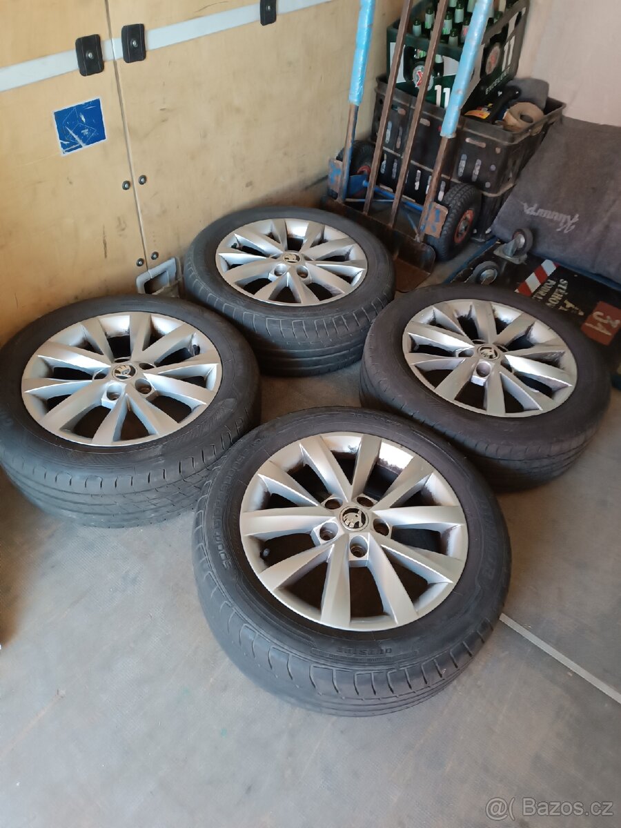 Originální sada pneumatik na Škodu Octavia II