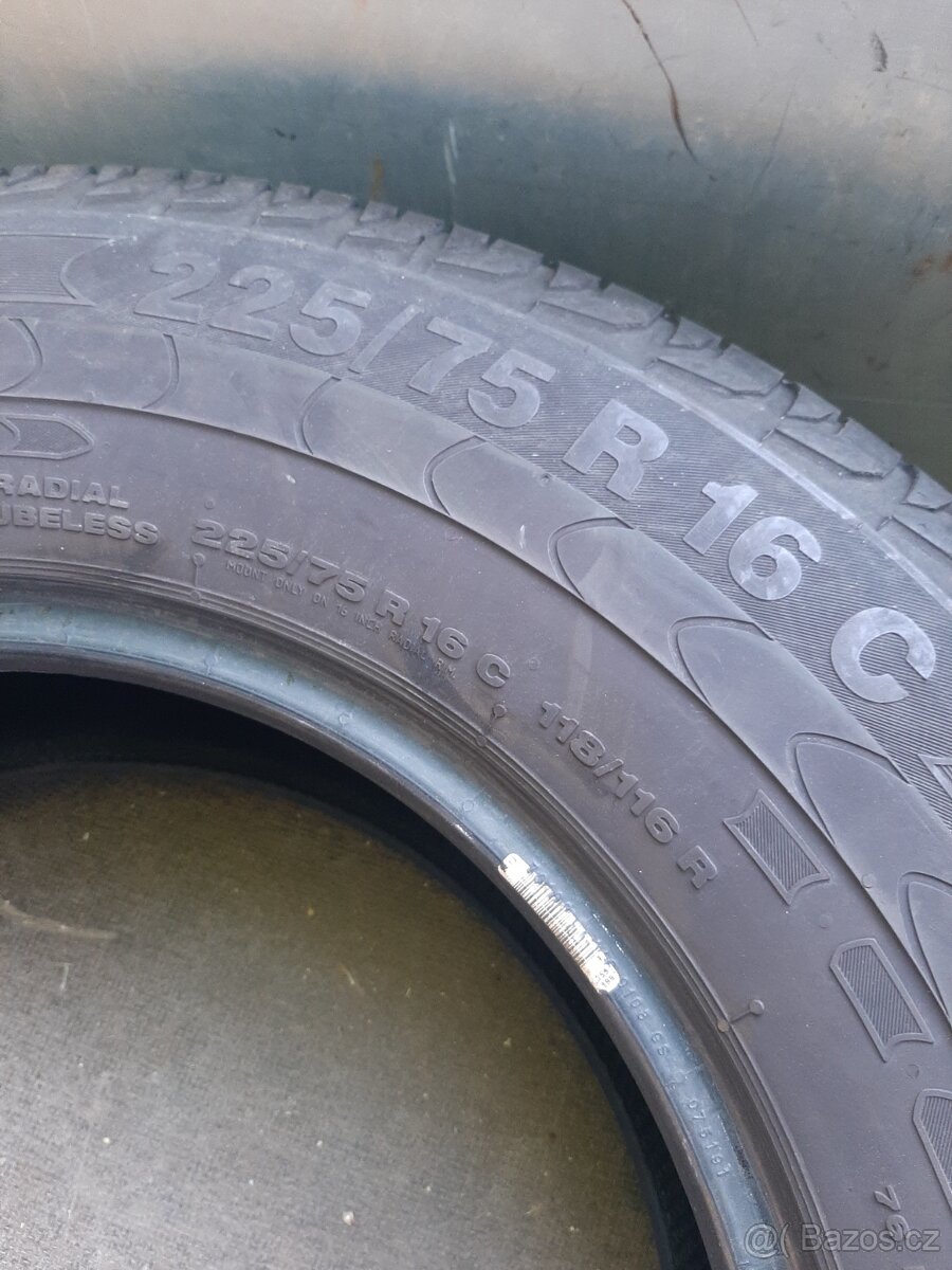 PNEU 225/75R16C