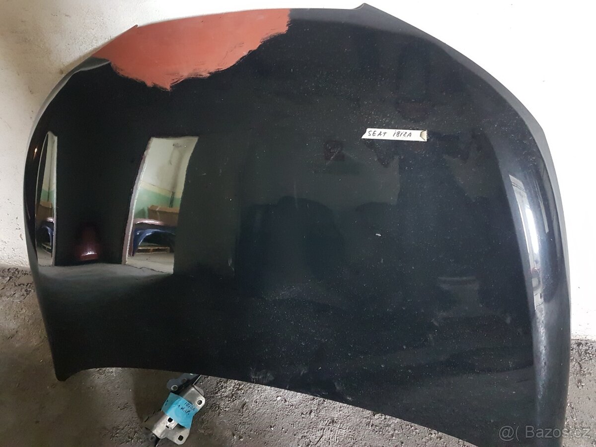 Kapota Seat Ibiza