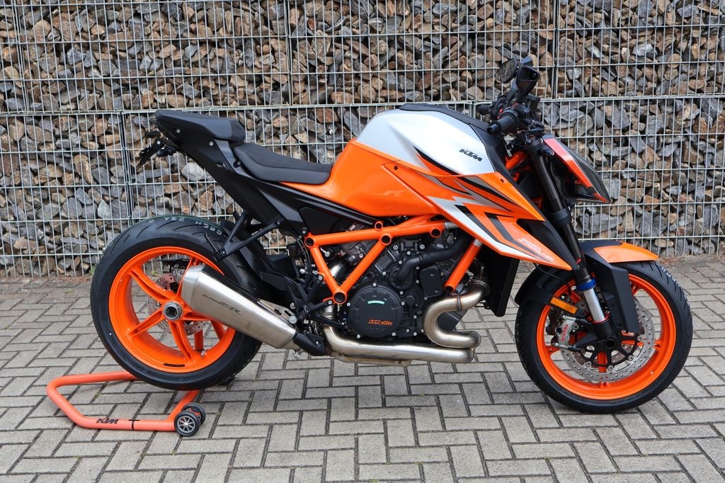 KTM 1290 Super Duke R EVO 2023