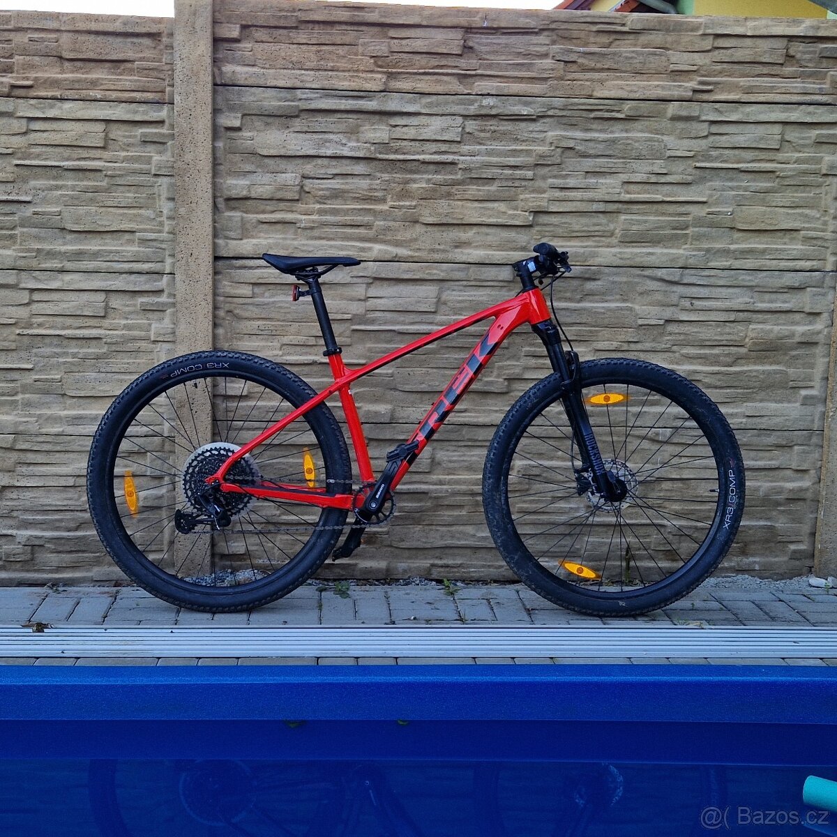 Horské kolo TREK XCALIBER 8