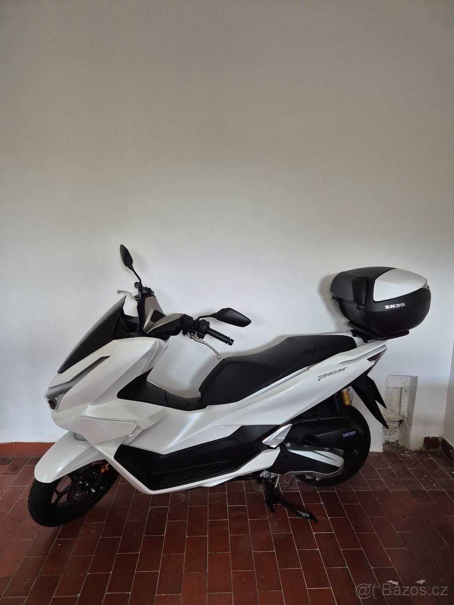 Skutr Honda PCX 125