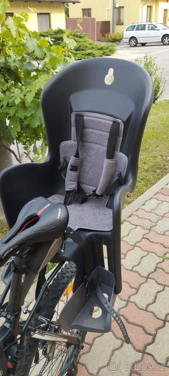 Dětská sedačka na kolo