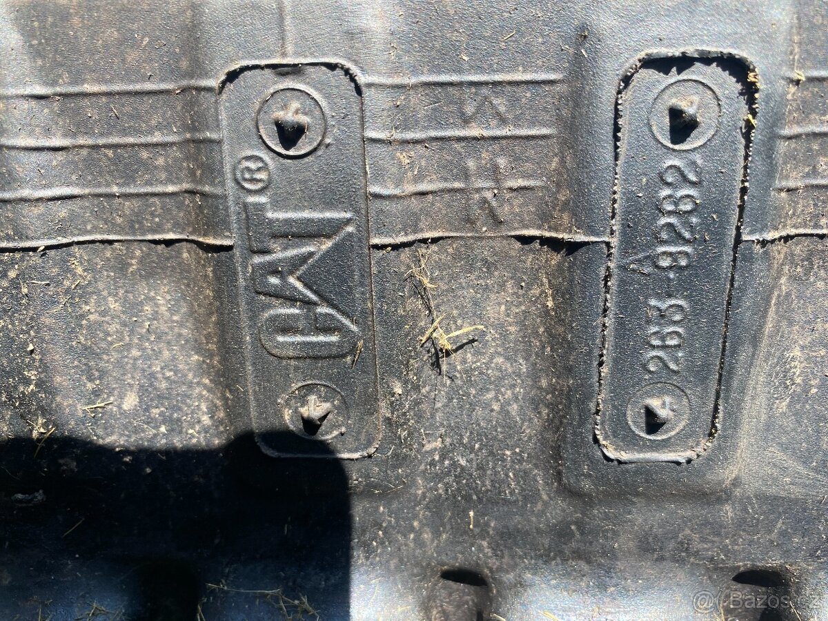 Gumový pás na CAT 3,5t