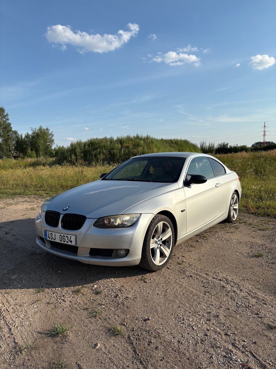 BMW e92 325i 160kw