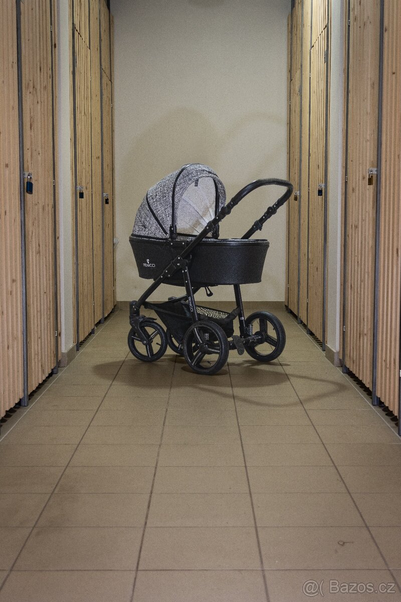 Kočárek Venicci Shadow - trojkombikace