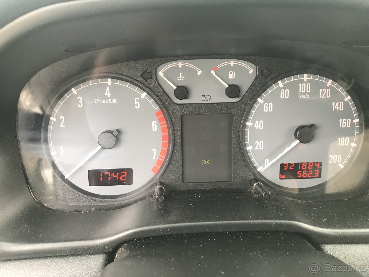 Škoda Octavia 1 1.6 74kw
