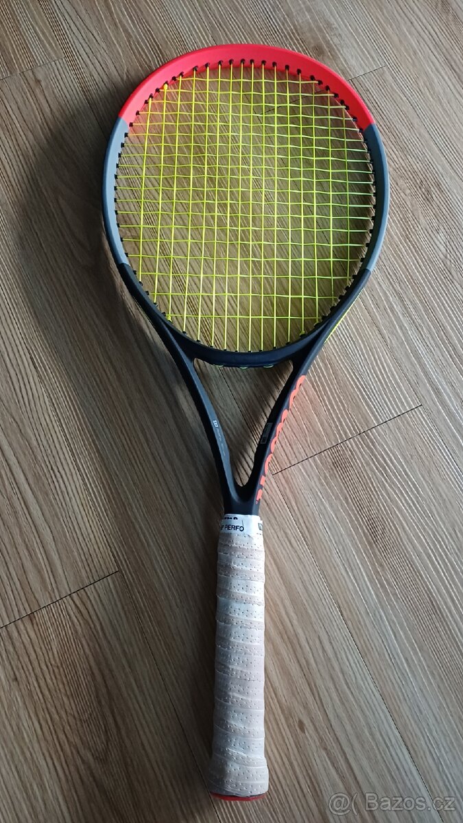 Tenisová raketa Wilson Clash 100 v1 - grip 3