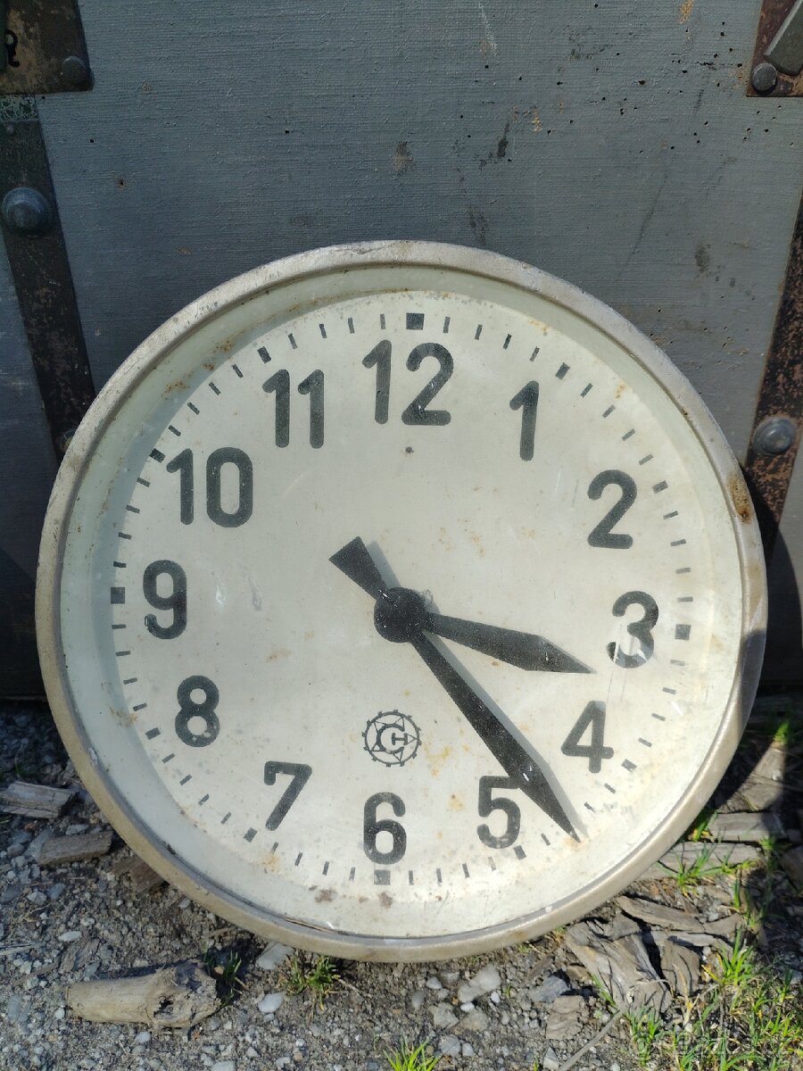 Industriální,fabrické hodiny Chronotechna