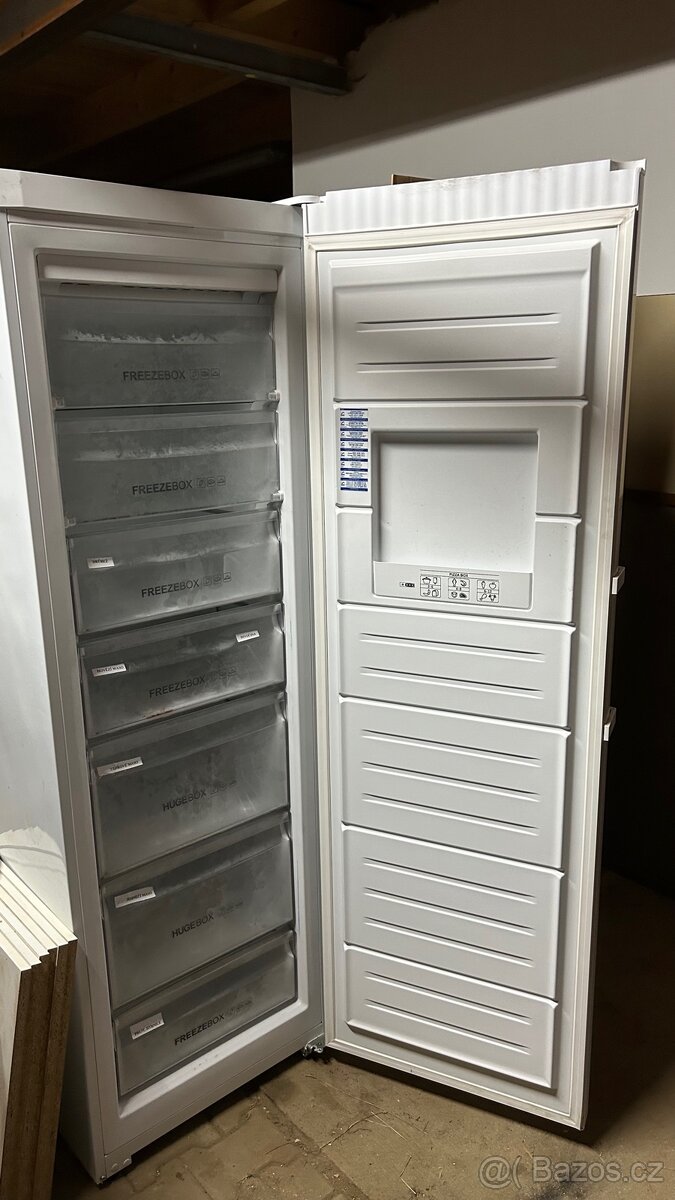 Skříňový (šuplíkový) Mrazák Haier A++