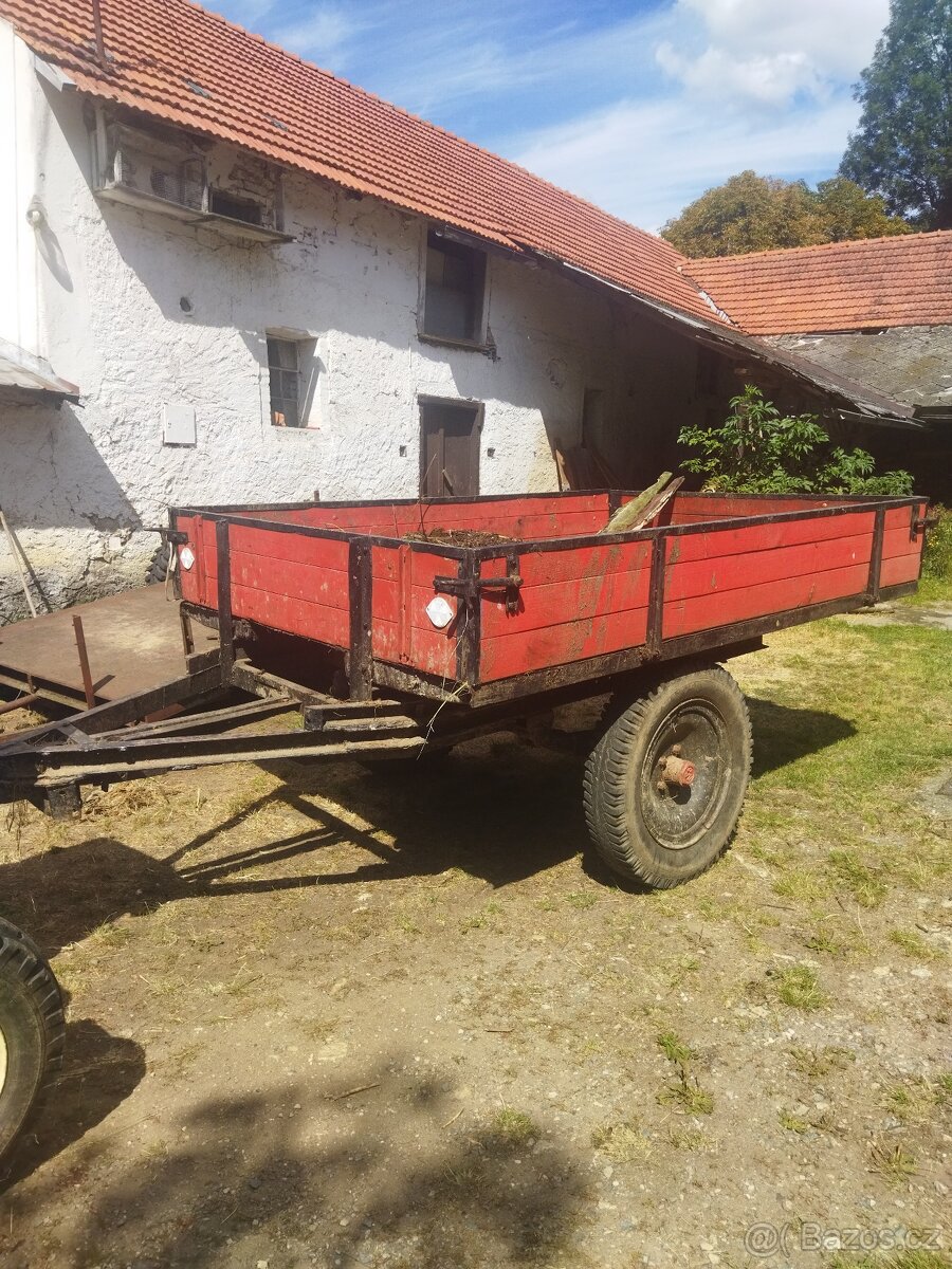 Kára za traktor