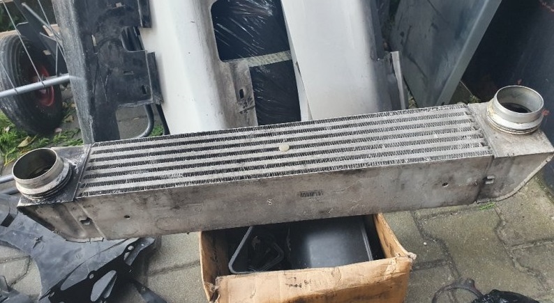 Intercooler BMW e46 E39 e60 e61 F10 F11 E83 E53 E71 E87