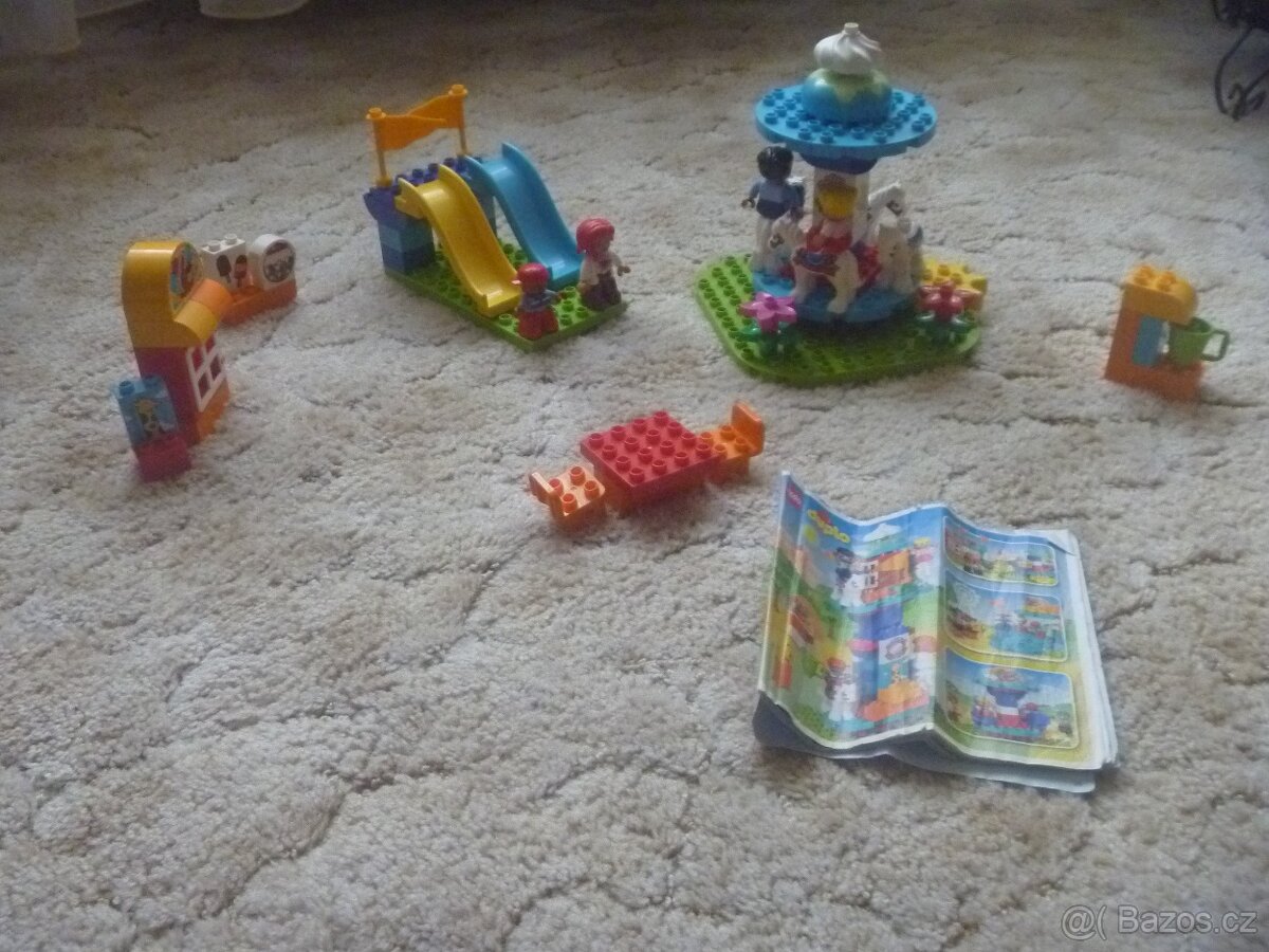 LEGO® DUPLO® 10841 Zábavná rodinná pouť