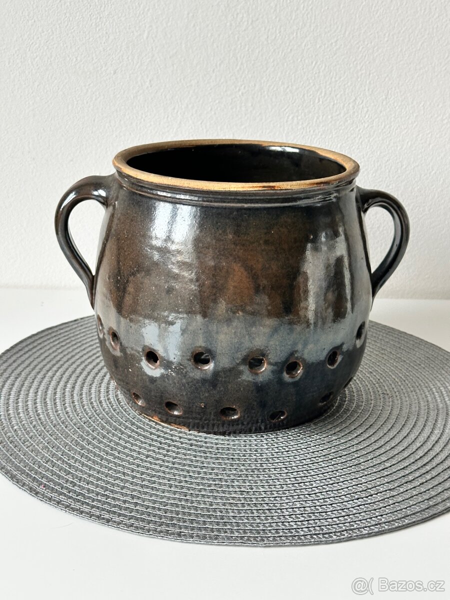 Keramický hrnec povidlák