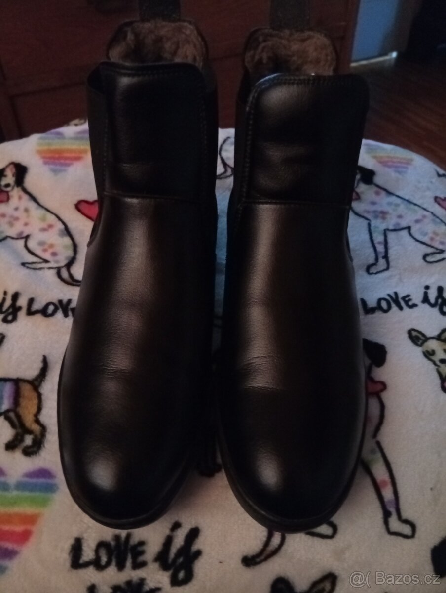 zimní perka Fouganza vel.40 černá/ZAMLUVENÉ