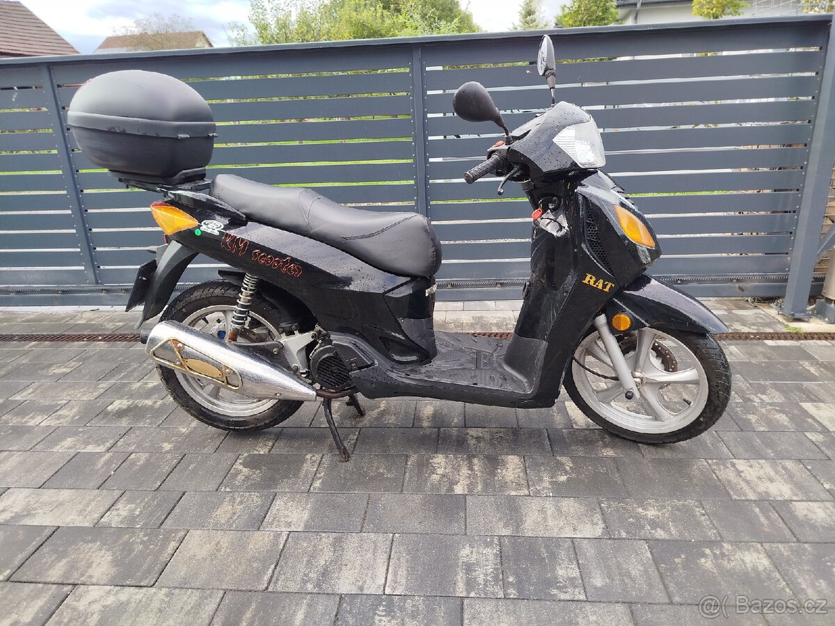 Skůtr 125ccm xingyue xt125-12