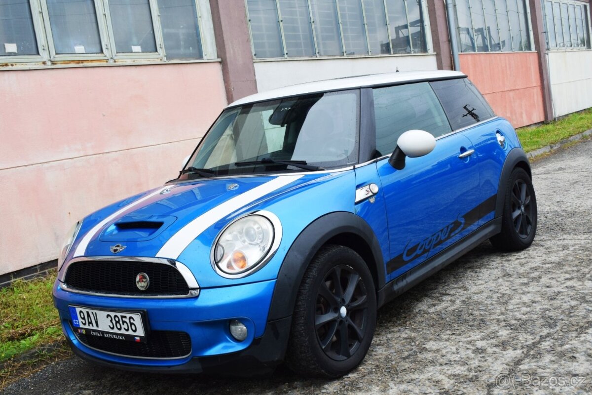 Mini Cooper S 1.6 128KW/KŮŽE/PANORAMA/ČTĚTE/