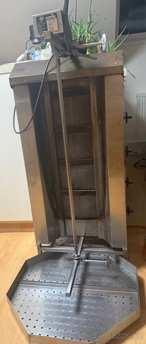 Pronájem grilu na gyros