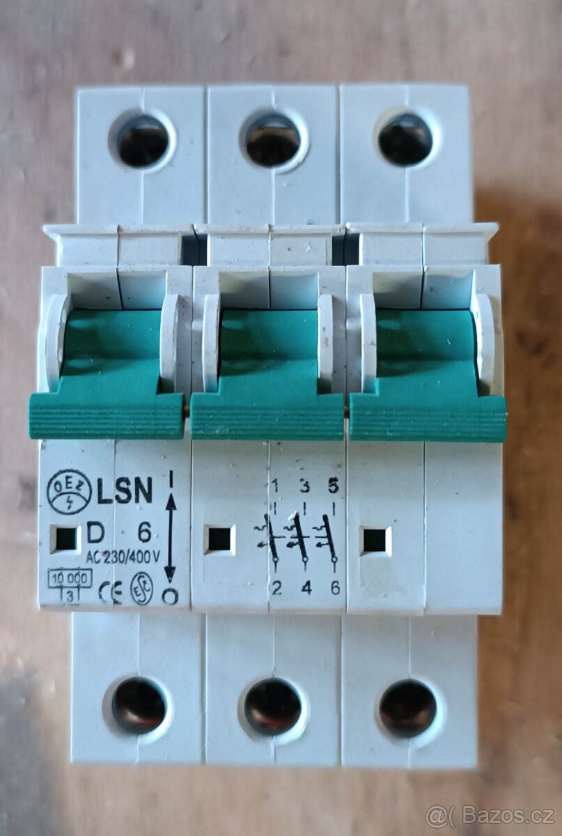 Jistič 3f D6A nový OEZ