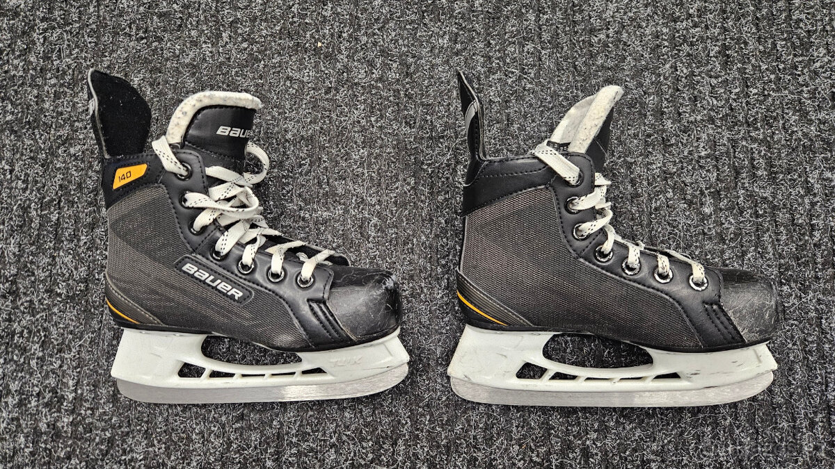 Bauer brusle vel. 32