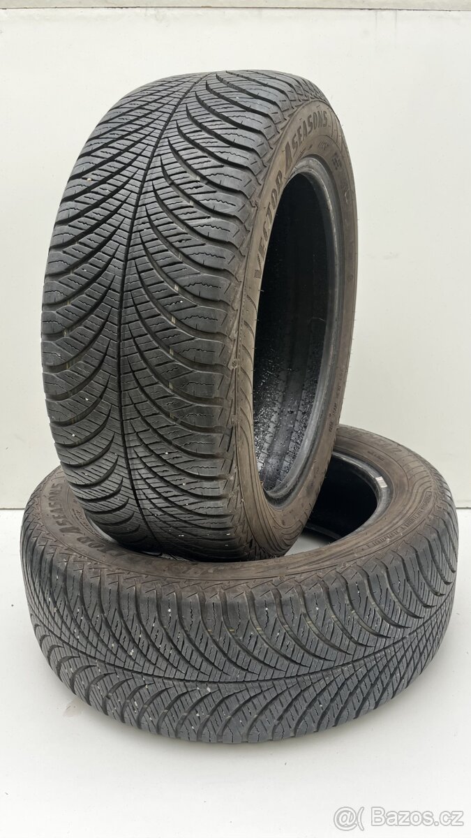 2x - zimní pneu - 215/55 R17 94V - GOODYEAR - 5mm