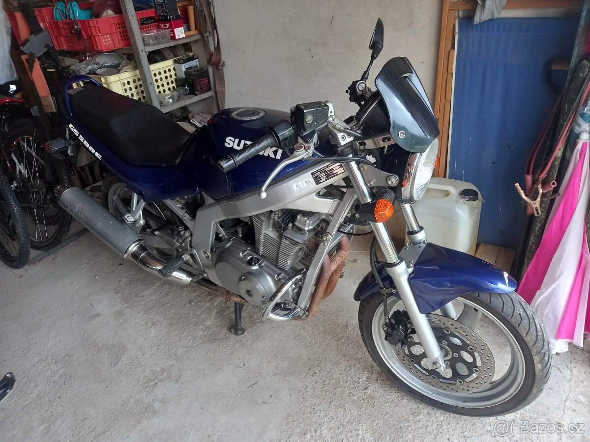 SUZUKI GS 500E - A2