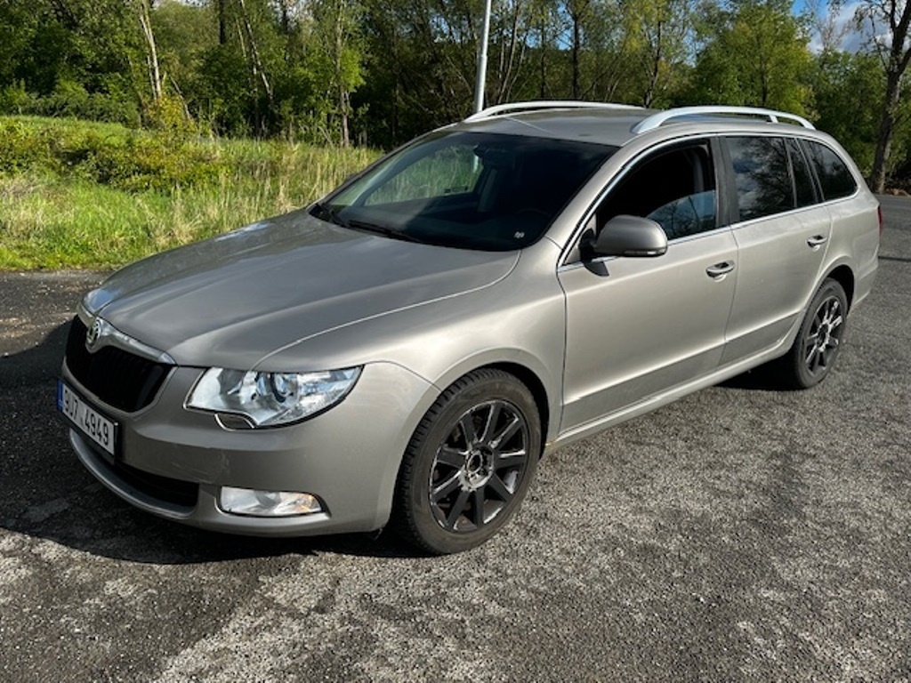 Škoda Superb II 2.0TDi 4x4, r.2011, serviska, rozvody, STK