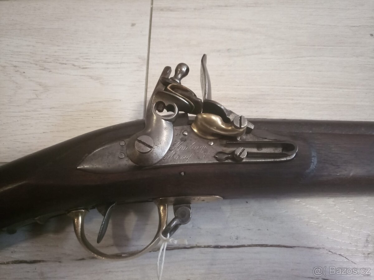 Křesadlová puška - mušketa
