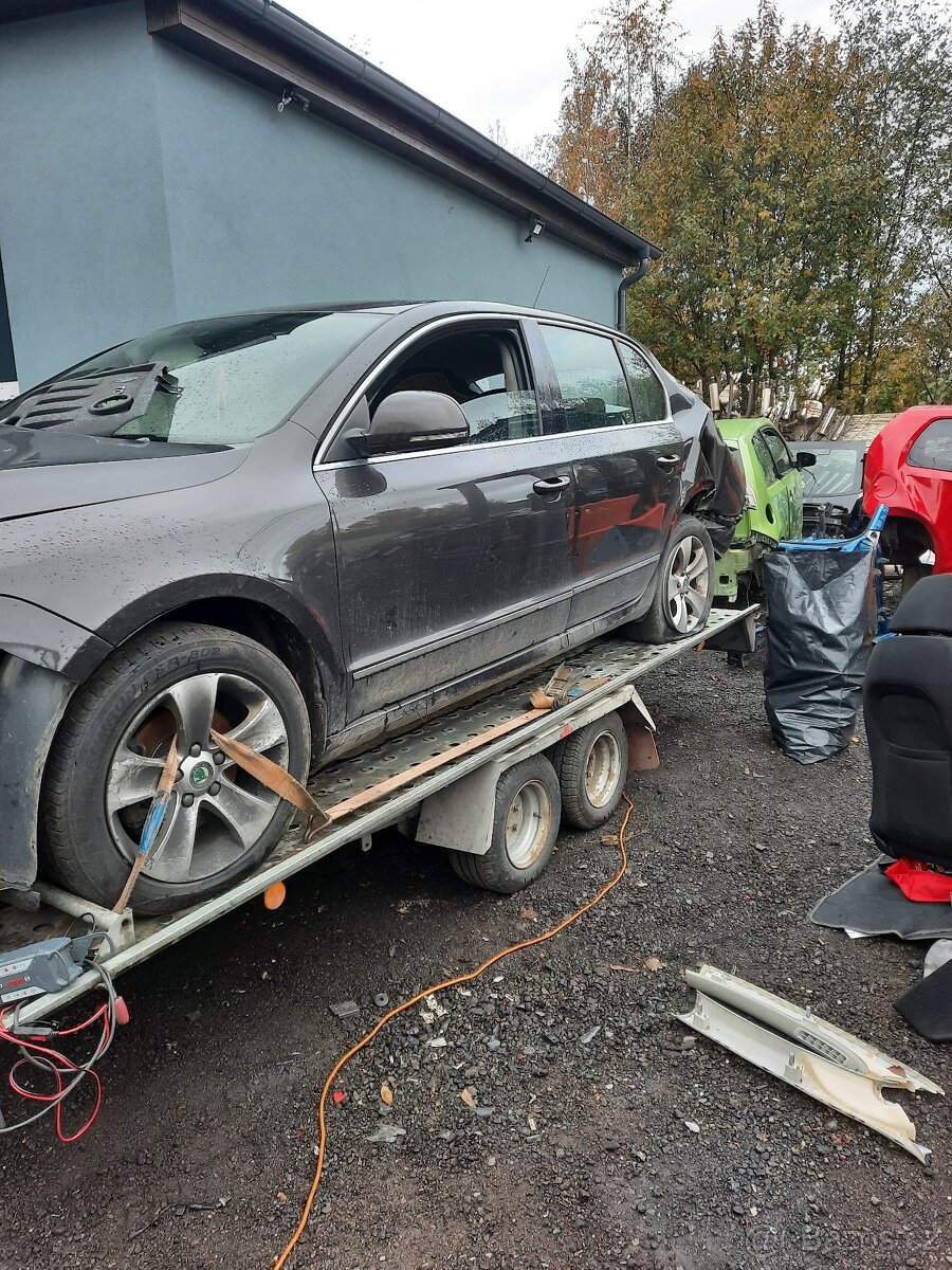 nd ze škoda Superb 2, 1.9.TDI 77kW, hnědý