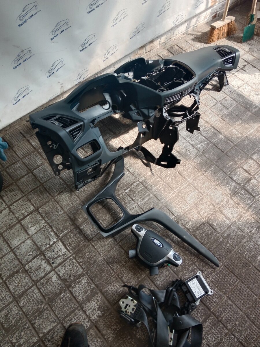Sada airbagů na Ford C max a Kuga