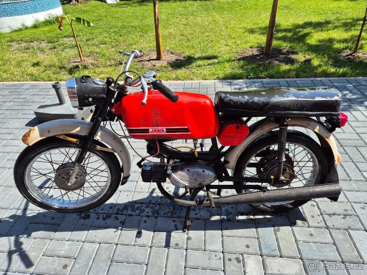 Jawa 23 Mustang bez TP, červený 2.