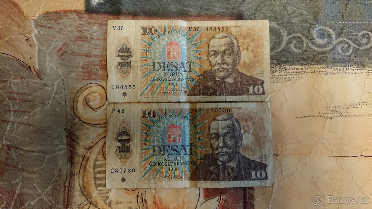 2x staré papírové desetikoruny