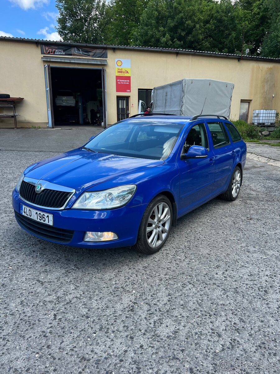 Octavia 2 kombi 1.9tdi 77kw. Facelift